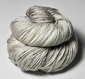 DFY_DKSilkMerSuperwash_DeadsandFlea1